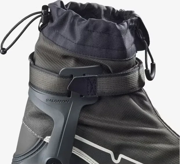 Salomon Escape Outpath peat/rainy day (Modell 2025/2026)