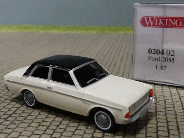 Wiking Ford 20M perlweiß mit schwarzem Dach