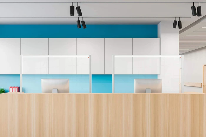 Nobo Premium Plus Erweiterung Schreibtisch-Trennwand aus Acryl, transparent/silber, 80x100cm