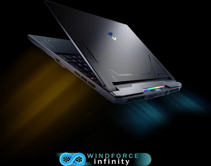 GIGABYTE AORUS 15X, Core i7-13650HX, 16GB RAM, 1TB SSD, GeForce RTX 4070, DE