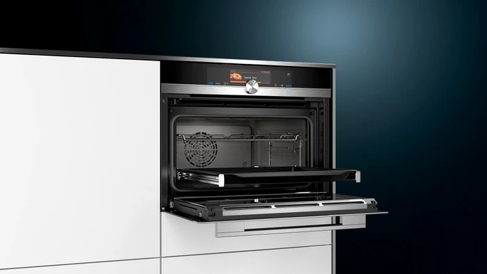 Siemens iQ700 CS658GRS7 Dampfbackofen