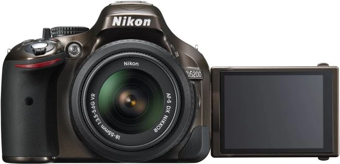 Nikon D5200 bronze mit Objektiv AF-S DX 18-55mm 3.5-5.6 G VR