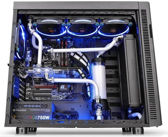 Thermaltake Suppressor F51 Tempered Glass Edition, Glasfenster, schallgedämmt