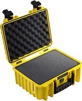 B&W International Outdoor Case Typ 3000 PP.117 Koffer gelb mit Schaumstoffeinsatz