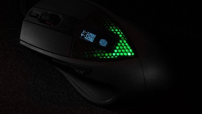 Cooler Master Sentinel III, USB