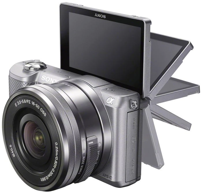 Sony Alpha 5000 silber mit Objektiv E PZ 16-50mm 3.5-5.6 OSS