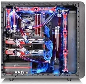 Thermaltake Core V31, Acrylfenster