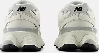 New Balance 9060 sea salt/raincloud/black