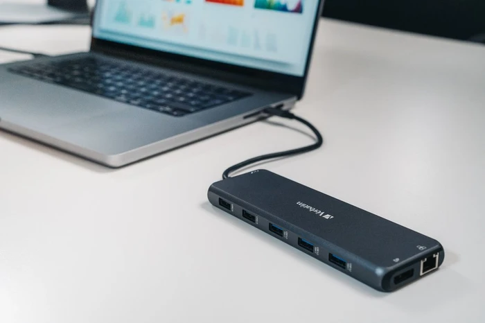 Verbatim USB-C Pro Multiport Hub CMH-13, USB-C 3.1 [Stecker]