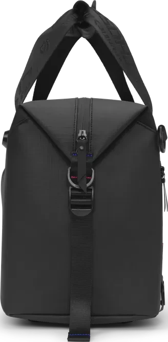 ASUS ROG Slash Duffle Bag, Black