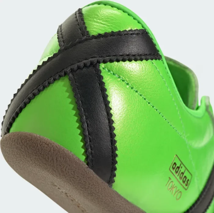 adidas Tokyo solar green/core black/gold metallic (Damen)