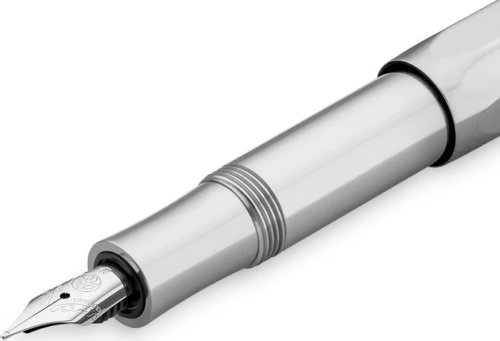 Kaweco Titan Sport silber, rechte Hand, fein