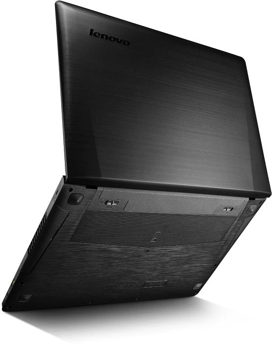 Lenovo IdeaPad Y500, Core i5-3230M, 8GB RAM, 16GB SSD, 1TB HDD, 2x GeForce GT 650M, DE