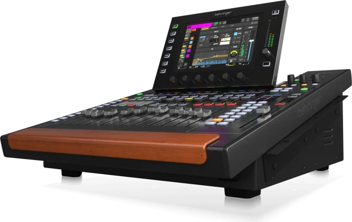 Behringer Wing Compact