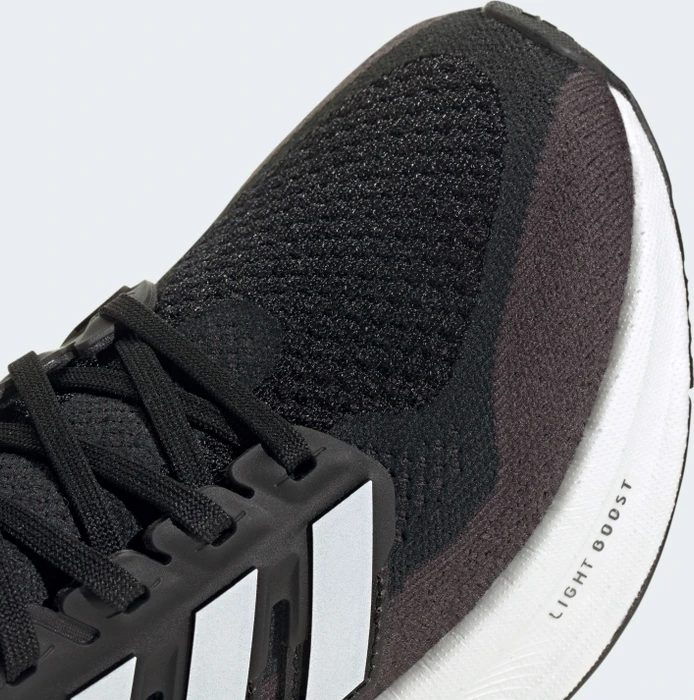adidas Ultraboost 5 core black/cloud white/iron metallic (Damen)