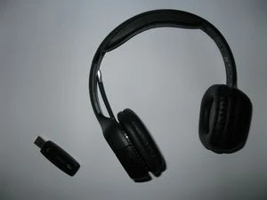 Plantronics .Audio 995