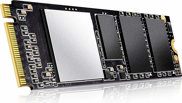 ADATA XPG SX6000 256GB, M.2 2280 / M-Key / PCIe 3.0 x2, Kühlkörper
