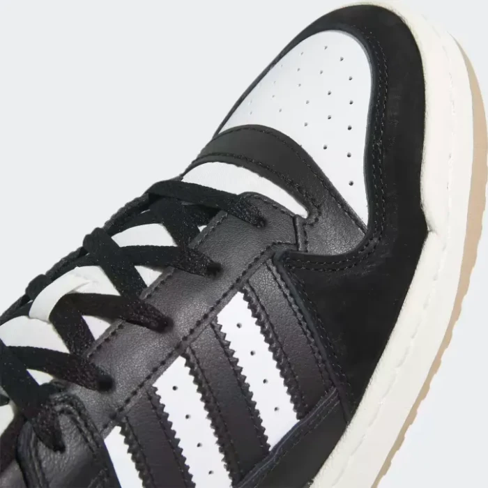 adidas Forum Low CL core black/cloud white/cream white