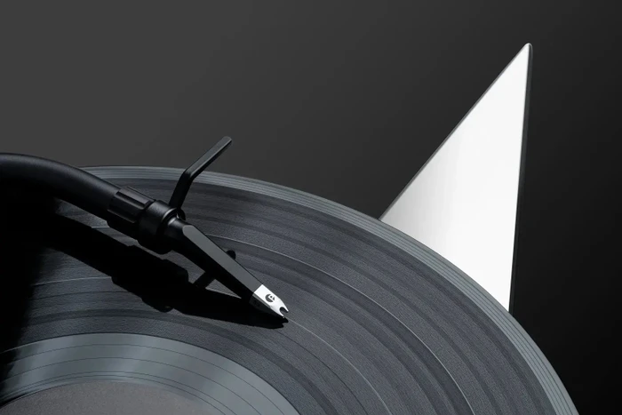 Pro-Ject Metallica Limited Edition Turntable