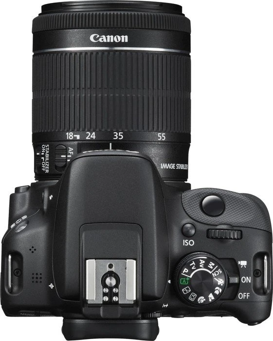 Canon EOS 100D schwarz mit Objektiv EF-S 18-55mm 3.5-5.6 und EF 75-300mm 4.0-5.6 III