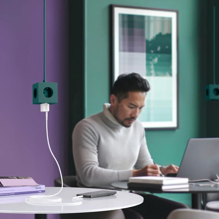 Hama Schnellladegerät USB-C Super-Mini-Charger PD 20 W weiß