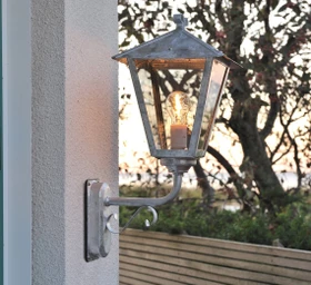 Konstsmide Benu E27 26cm Wandleuchte stehend silber