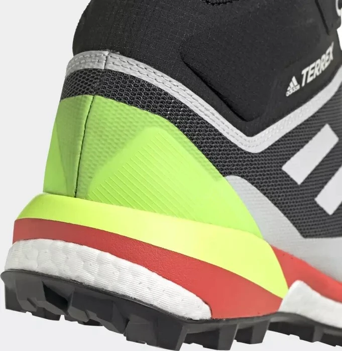 adidas Terrex Skychaser LT Mid GTX core black/core white/signal green (Herren)