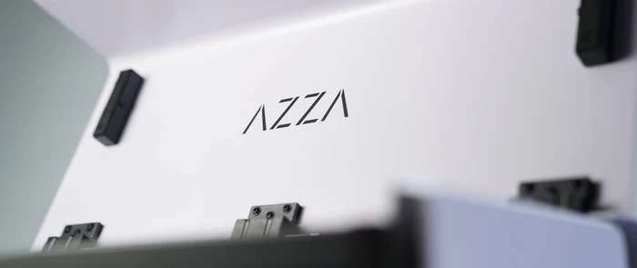 AZZA Cast 808, schwarz