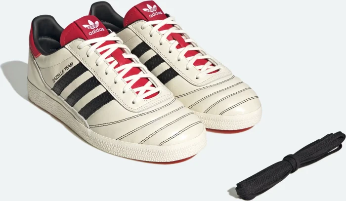 adidas Gazelle Team off white/core black/better scarlet (Herren)