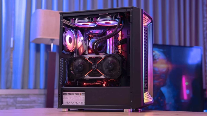 AeroCool Interstellar, Glasfenster