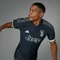 adidas Juventus Turin Authentic 2023/2024 Ausweichtrikot carbon/cream white (Herren) Vorschaubild