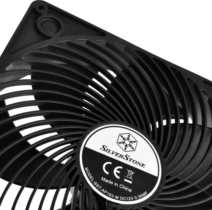 SilverStone AP183, 180mm