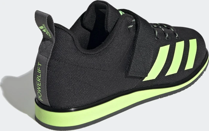 adidas Powerlift 4 core black/signal green/grey six (Herren)