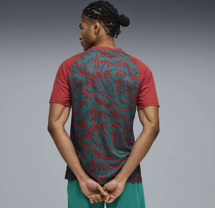 Puma FIFA WM 2026 Portugal Aufwärmtrikot kurzarm club red/green lagoon (Herren)
