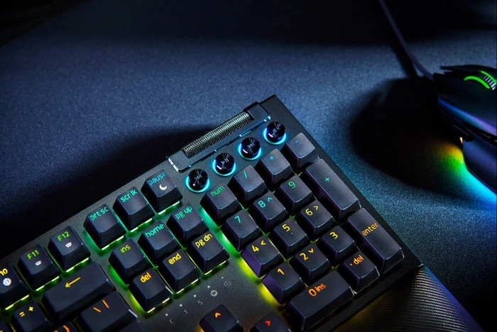 Razer BlackWidow V4, Razer YELLOW Linear Gen-3, USB, DE