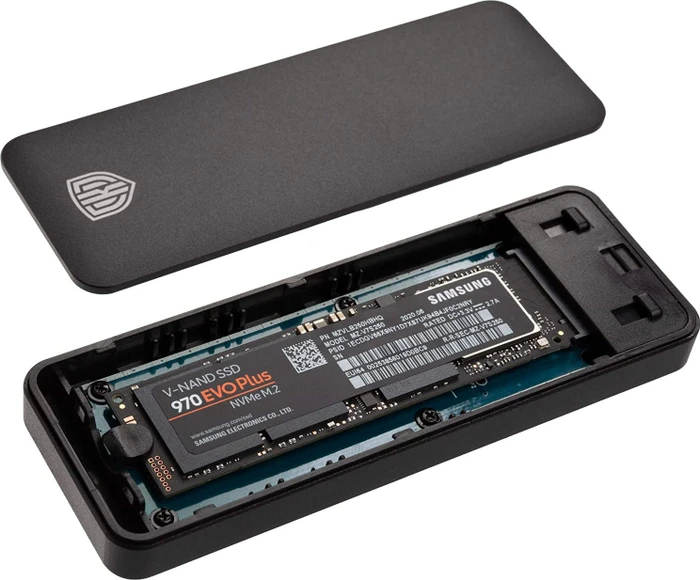 Kolink M.2 PCIe SSD enclosure with USB-C, USB-C 3.1
