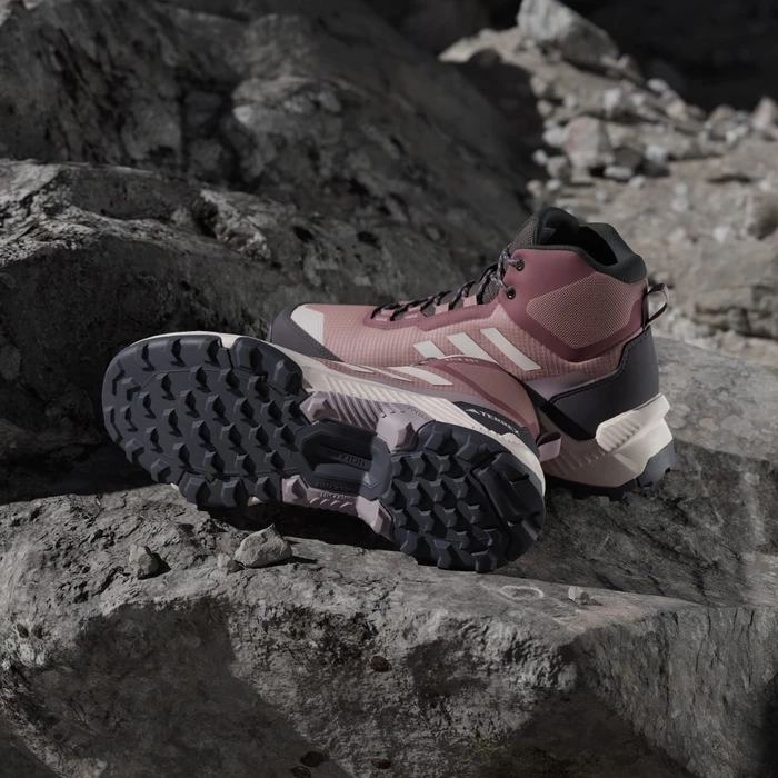 adidas Eastrail 2.0 Mid Rain.RDY warm clay/putty mauve/preloved fig (Damen)