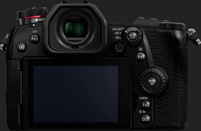 Panasonic Lumix DC-G9 mit Objektiv Lumix G Vario 12-60mm 3.5-5.6 ASPH Power OIS