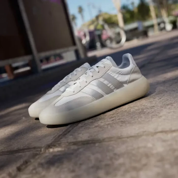 adidas Barreda Decode cloud white/matte silver/grey one (Damen)