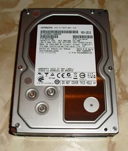 HGST Deskstar 7K3000 3TB, 512e / 3.5" / SATA 6Gb/s