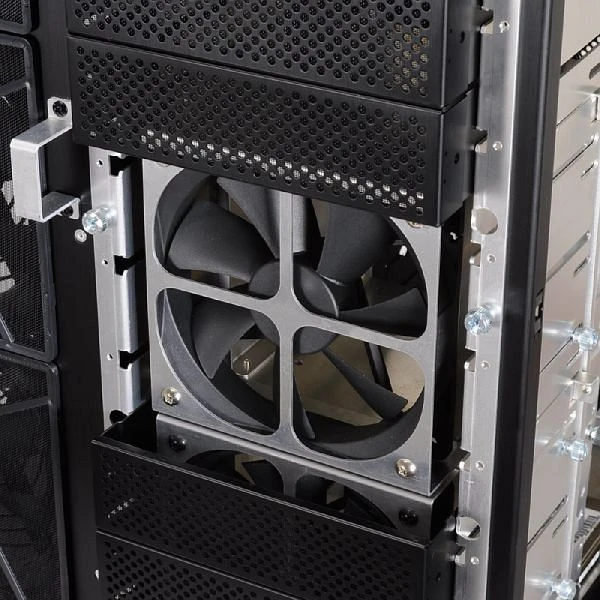 Lian Li PC-D600WB schwarz, Acrylfenster