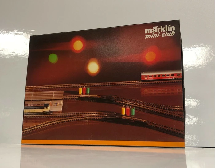 Märklin - Spur Z Gleis - Bahnhofsgleispackung T2
