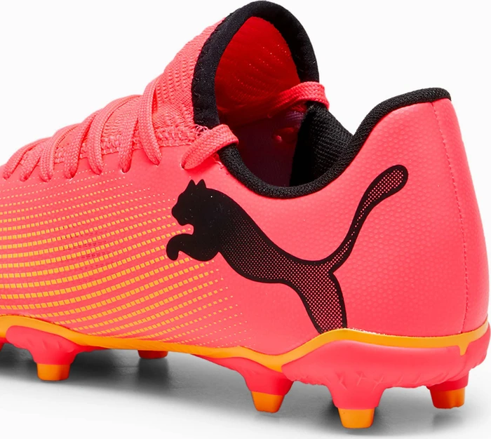 Puma Future 7 Play FG/AG sunset glow/puma black/sun stream (Junior)