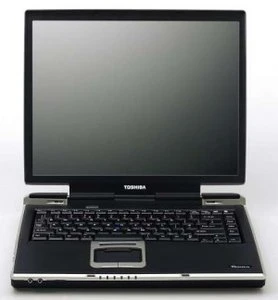 Toshiba Tecra S1, Pentium-M 725, 512MB RAM, 60GB HDD, DE