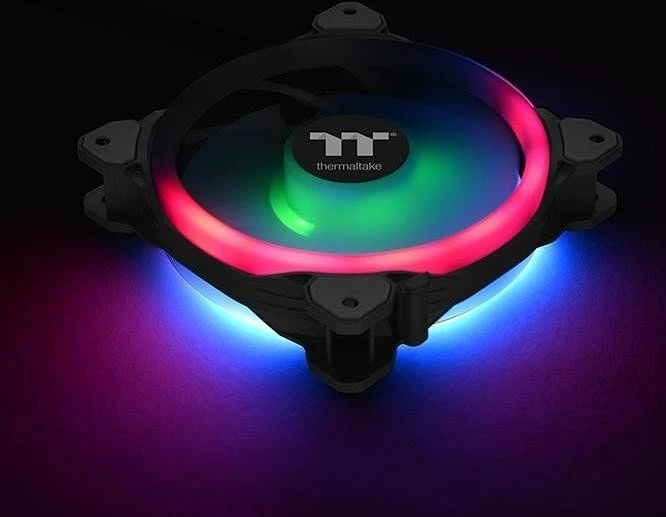 Thermaltake Riing Trio 14 LED RGB Radiator TT Premium Edition, LED-Steuerung, 140mm, 3er-Pack