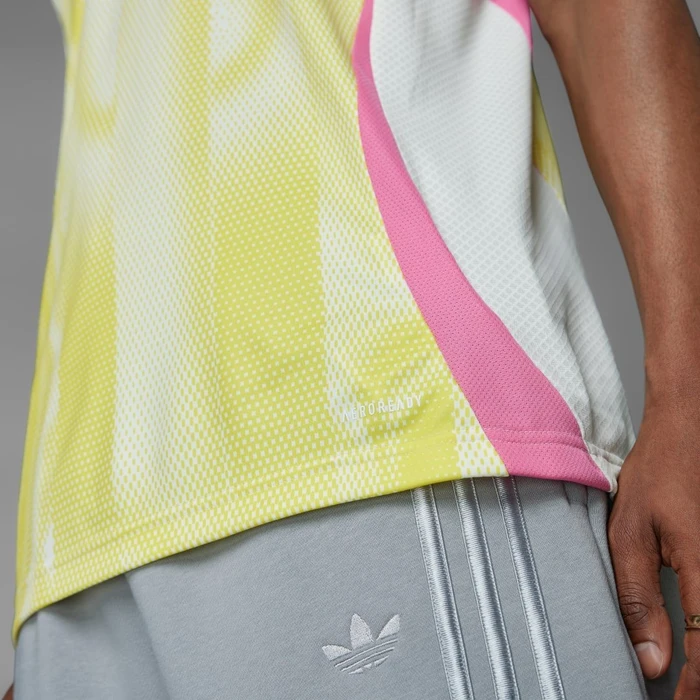 adidas Juventus Turin 2024/2025 Auswärtstrikot pure sulfur (Herren)