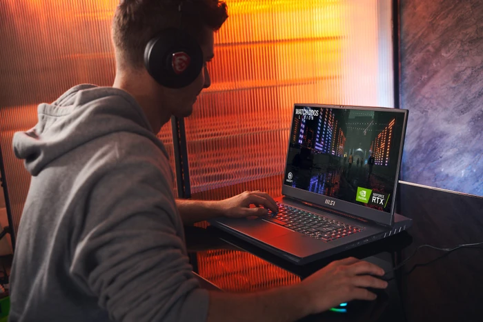 MSI GT77 12UHS-010 Titan GT77 12UHS-010, Core Black, Core i9-12900HX, 64GB RAM, 2TB SSD, GeForce RTX 3080 Ti, DE