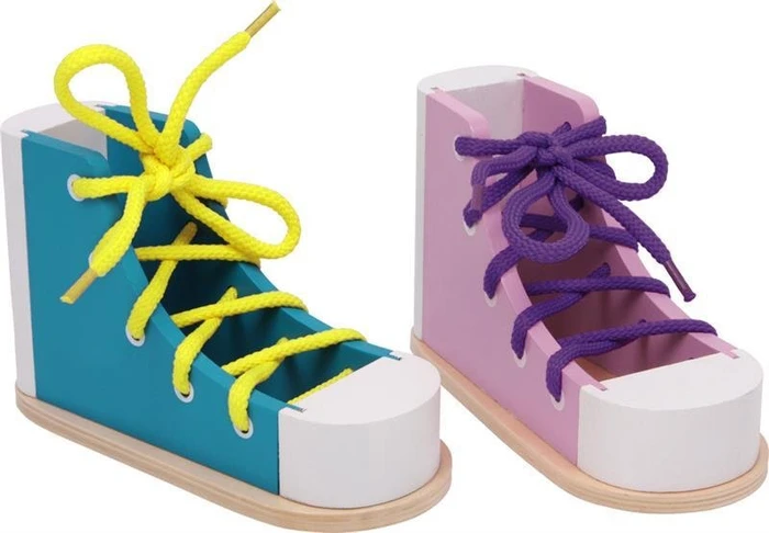 Legler Small Foot Fädelschuhe Schleife binden (6475)