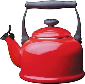 Le Creuset Tradition Wasserkessel 2.1l kirschrot