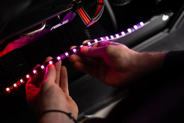 EK Water Blocks EK-Loop D-RGB LED Magnetic Kit, ARGB beleuchtet, 40cm, schwarz